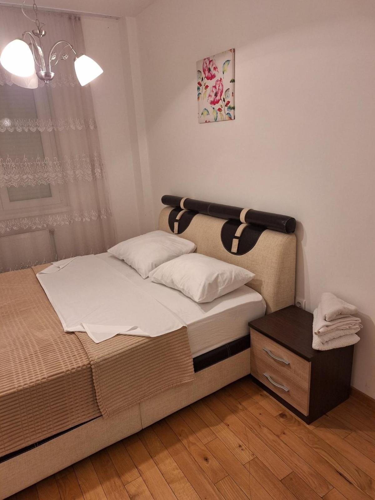 Elegantna Oaza Apartment Banja Luka Esterno foto